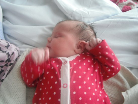 paige a few hours old <3