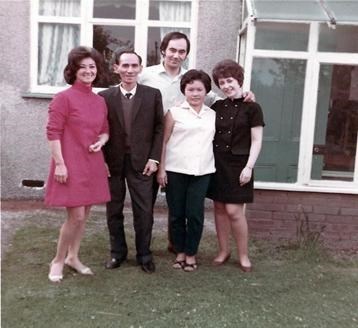 c1970 Paula, Lenny, Dad, Quai, Julie
