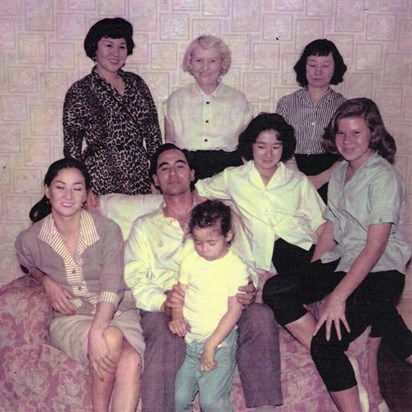 c1960 Liverpool   Marjie, Nanna Matthews, Rene, Paula, Dad, Irene, Linda, Debbie