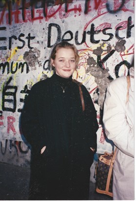 Lisa and the Berlin Wall