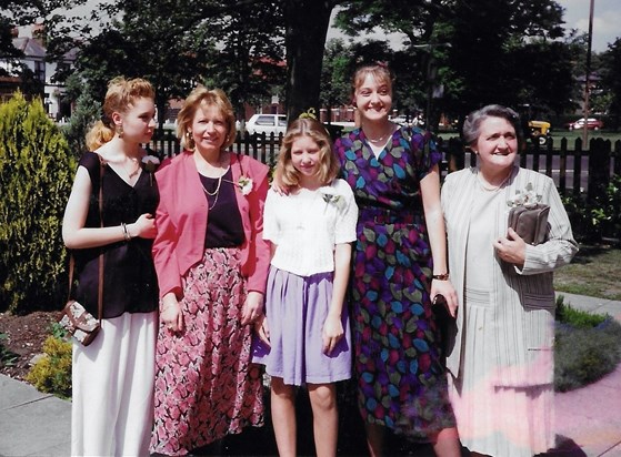The Schon Lady Clan (1990)