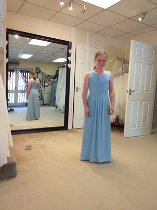 Jessica choosing the bridesmaid dresses