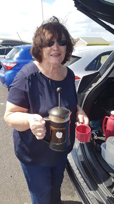 Jen much enjoyed a picnic at the seaside or in the countryside. Here, a little windswept, with her "favoured" cafetière at Minis Bay, Kent.