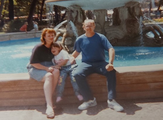 Sue, Nic and Andrew - 88/89, Italy