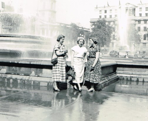 'Mothers Meeting'   Trafalgar Square 1953