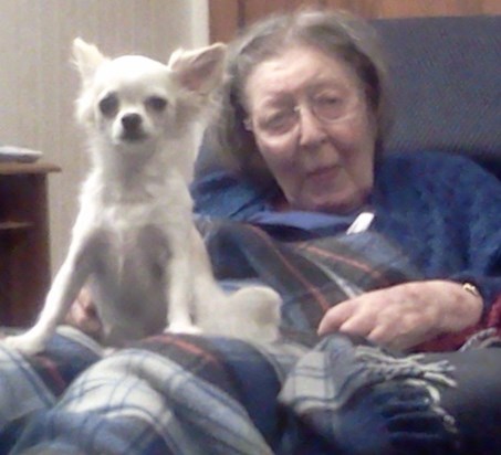 Aunty B and the little dog