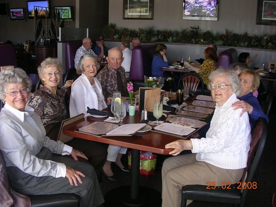 Pat with friends at lunch, 2008. Thanks to Lorie Hartman for this and the preceding picture.