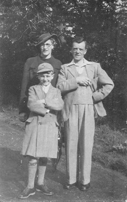 William (Billy B), Gladys Elizabeth and Charlie Brynolf