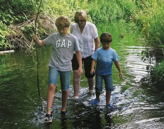 Paddling in the river with Oliver & Ryan 