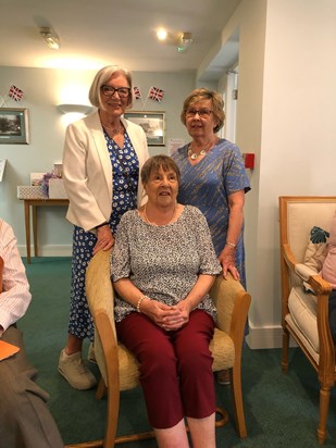 Joy with Celia and Kate at Eadhelm Court