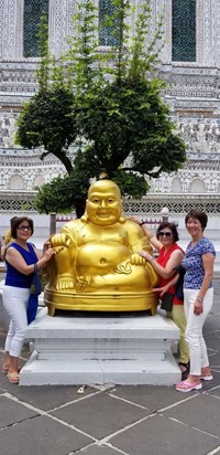 Rebecca, Buddha , Anna & Janet. Thailand 