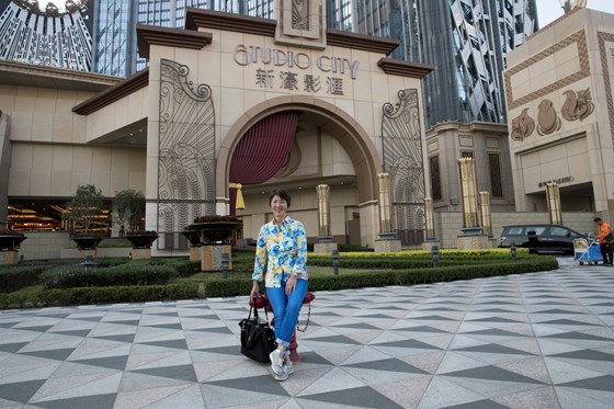 Janet visit the casino in Macau