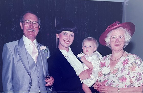 Auntie Beryl at my wedding in 1990. She made all my bridesmaid dresses with her expertise seamstress skills ♥️