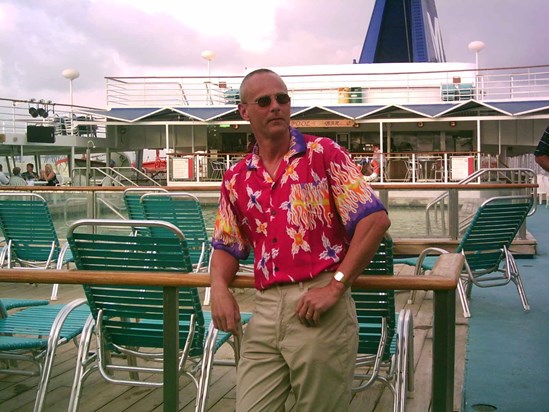 Canary Islands Cruise 2004 - Neil showing his love for bright shirts!