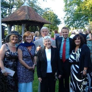 Mum, Dad, Heather, Alison, Jackie and Dave at Kim and Rob's Wedding