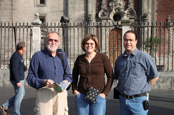 Ted, Caroline and Chris sightseeing in Mexico City