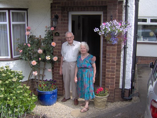 Fred & Jean visiting at my home in Cheltenham, June 2010.