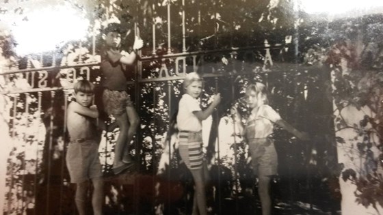 Teo, Jay, Diana, Nena in 1960.  La Consula, Spain