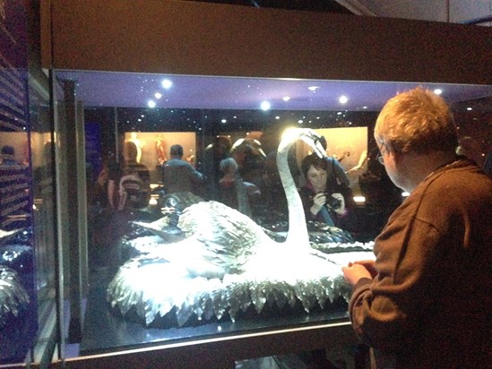 Looking at the robotic fishing Silver Swan  (Science Museum)
