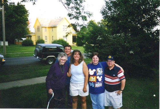 Grandma P. Bob, Julie, John & Margie!