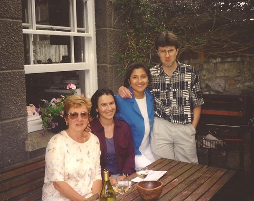 Karyn with Mum (Carol), brother (Steven) and sister-in-law Aracelly