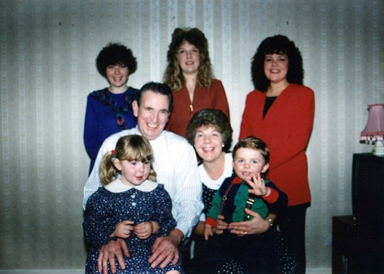 Family photo (Back row: Maria, Michaela, Joanna. Front row: Sammy, Mick, Sheila, Sean) 