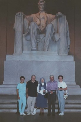 Washington DC: Joanie, Billy, Sr Catherine, Bro Celba and Sis