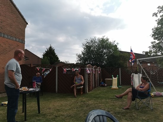 Lockdown BBQ and distanced family time - May 2020