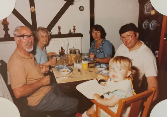 Geoff Tricia Tom and Dorothy with baby Claire 1980
