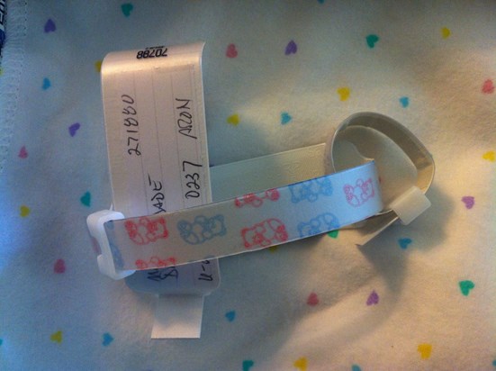 mommy and baby hospital bracelets