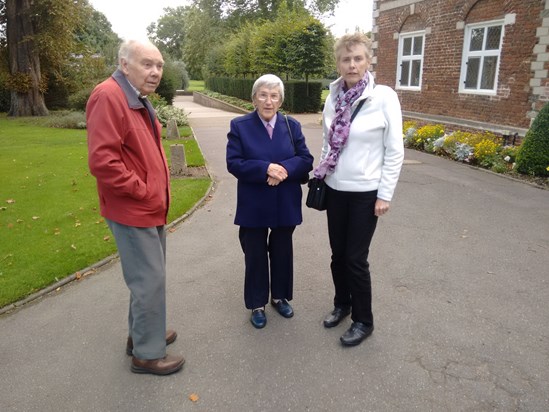 Yvonne with her parents September 2015