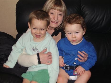 Great Auntie Jacqui with Derren and Robbie (2007)