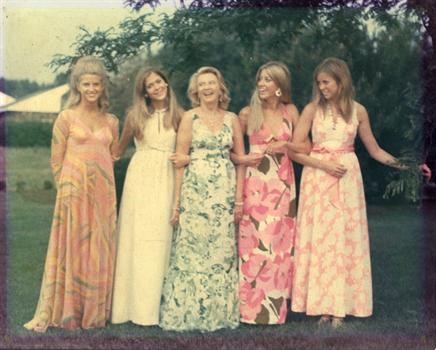 Kate with her sisters and mother