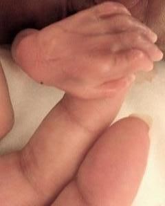 isabellas tiny hand
