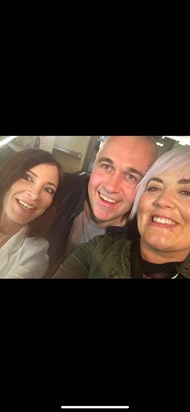 A fab night wiv the lovely Neil & my beautiful sis Lisa💖💙💔