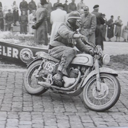 Don in Austria 1952 on the final day of the International six days trial.