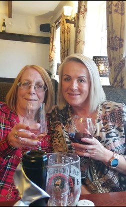 Mum & I having lunch at the Grapes Croston with Dad & Jeff xx