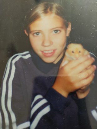 Jo with her first hamster,CJ
