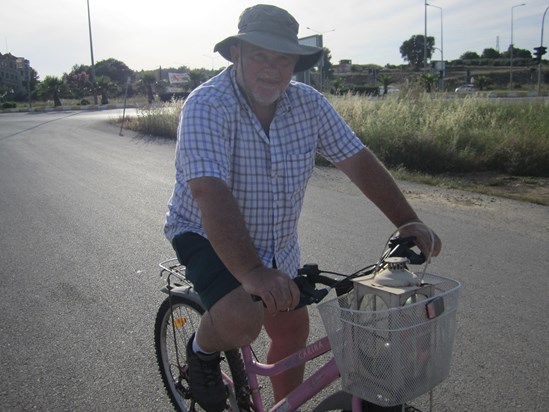 IMG 1291 (2)Brian cycling in Turkey!