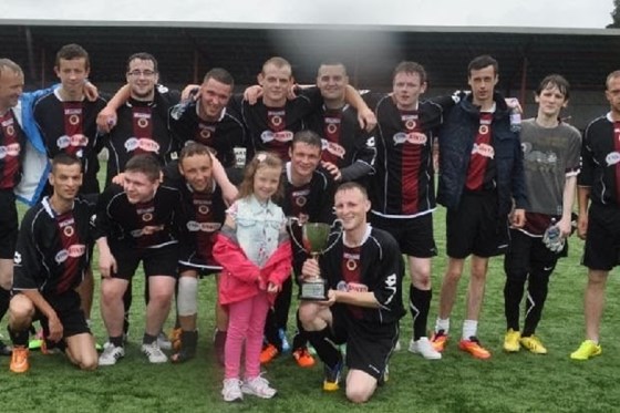 Neive - Neil's wee sister handing over the cup