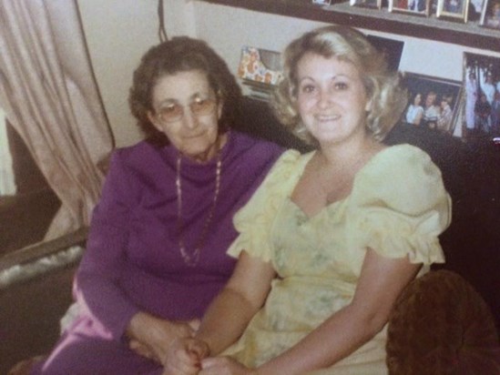 Momma and Grandmaw Annas