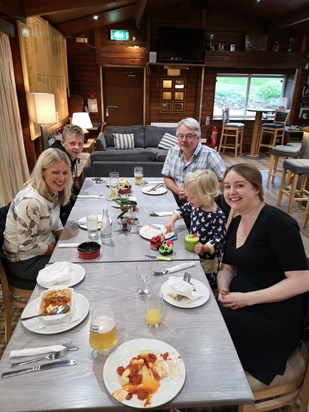 Allan family lunch at Bracken Ghyll