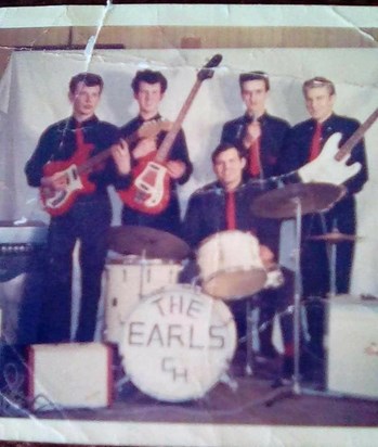 Dads band The Earls 