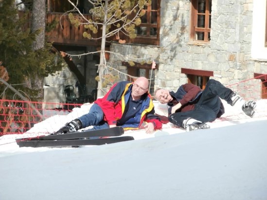 Great company on the piss🍻…..but not so good on the piste!