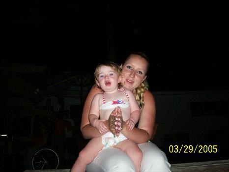 mommy and big sis on July 4 07