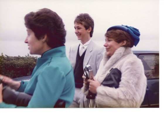 Steven with his Aunties Sheena and Judy at Dode’s wedding.