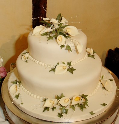 Our beautiful Wedding Cake Sue decorated... Beautiful??IMG 20200506 162939