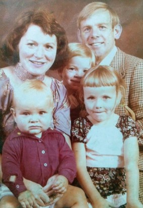 Bean Family. Mum, Dad, Lisa, Angela and David