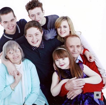 Nan & Garg with the grandchildren - Lauren, Jack, Daniel, Joe and Katie x