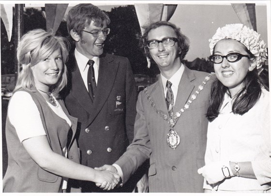 Greeting Australians at Hornet World Championships 1972